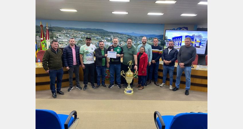 Cacique recebe Moção de Aplausos por conquista da Copa Taió Cacique recebe Moção de Aplausos por conquista da Copa Taió