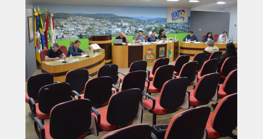 Câmara aprova projeto para combater desperdício de alimentos Câmara aprova projeto para combater desperdício de alimentos