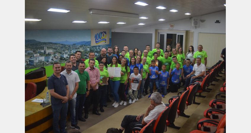 Câmara homenageia organizadores e participantes da 3ª Corrida Noturna Câmara homenageia organizadores e participantes da 3ª Corrida Noturna