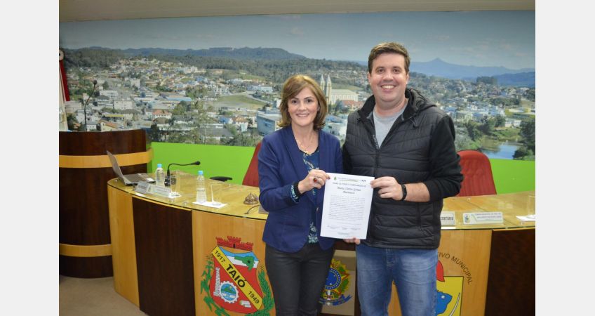 Clarice assume vaga na Câmara de Taió Clarice assume vaga na Câmara de Taió