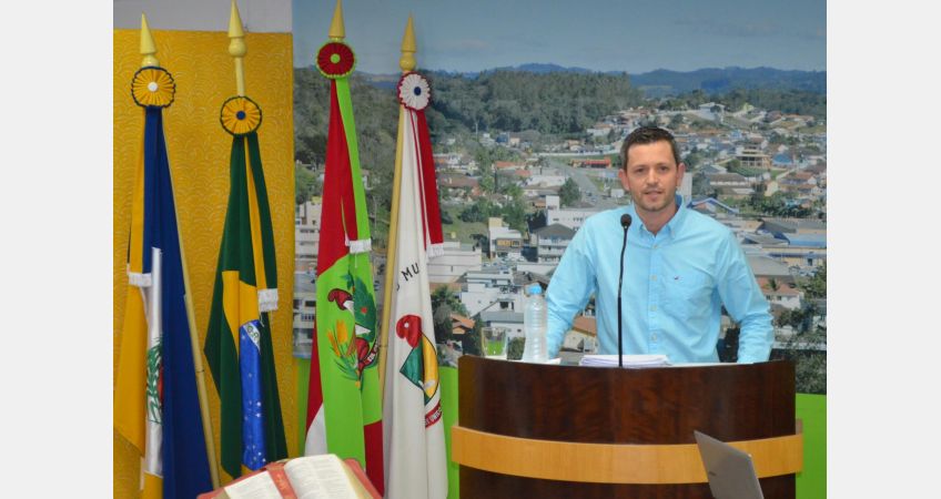 Diretor de TFD usa a tribuna da Câmara Diretor de TFD usa a tribuna da Câmara