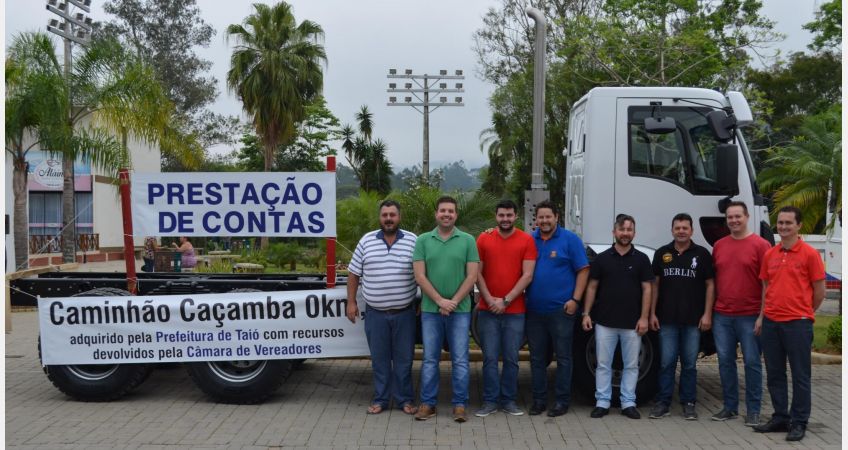 Caminhão comprado com devolução da Câmara é entregue em Taió Caminhão comprado com devolução da Câmara é entregue em Taió