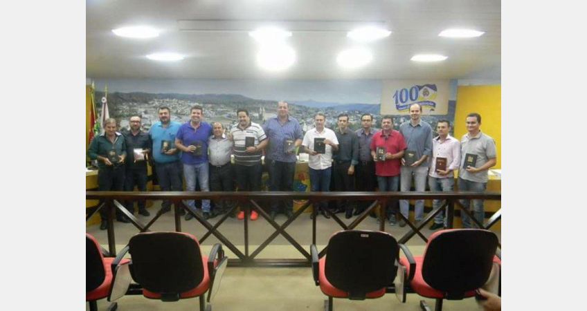 Visita do Pastor Lionel e representantes da Igreja Assembleia De Deus na sessão Visita do Pastor Lionel e representantes da Igreja Assembleia De Deus na sessão