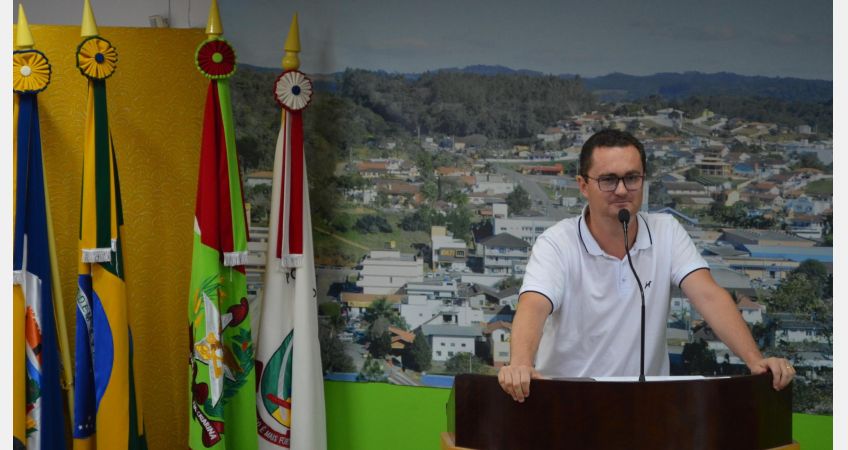 Vereador sugere ajuda à população no encaminhamento do auxílio emergencial Vereador sugere ajuda à população no encaminhamento do auxílio emergencial