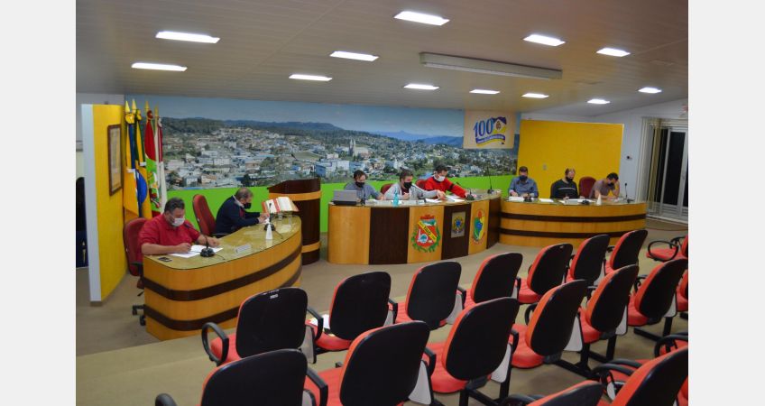 Vereadores aprovam alterações no Código Sanitário Municipal Vereadores aprovam alterações no Código Sanitário Municipal