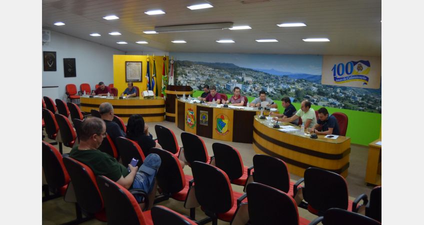 Vereadores autorizam o Executivo a contratar Operação de Crédito Vereadores autorizam o Executivo a contratar Operação de Crédito