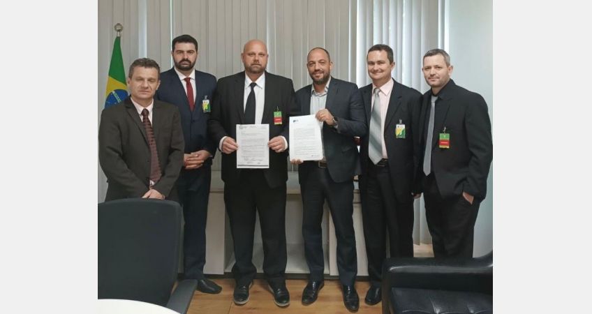 Vereadores solicitam medida junto ao Ministério das Micro e Pequenas Empresas Vereadores solicitam medida junto ao Ministério das Micro e Pequenas Empresas